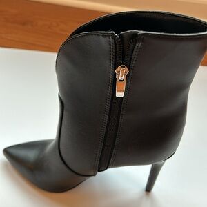 Nine West Boots Size 7